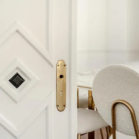 Chiado Deluxe By Homing Апартаменти *