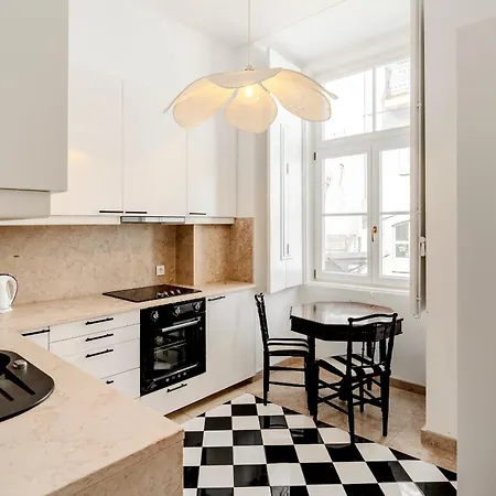 Chiado Deluxe By Homing Апартаменти *