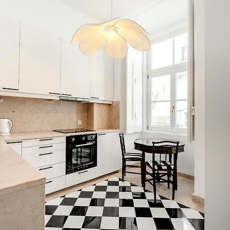Chiado Deluxe By Homing Лісабон