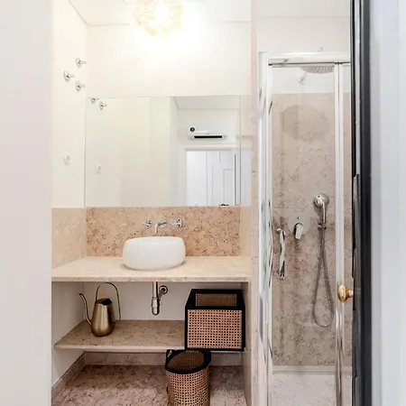 Апартаменти Chiado Deluxe By Homing
